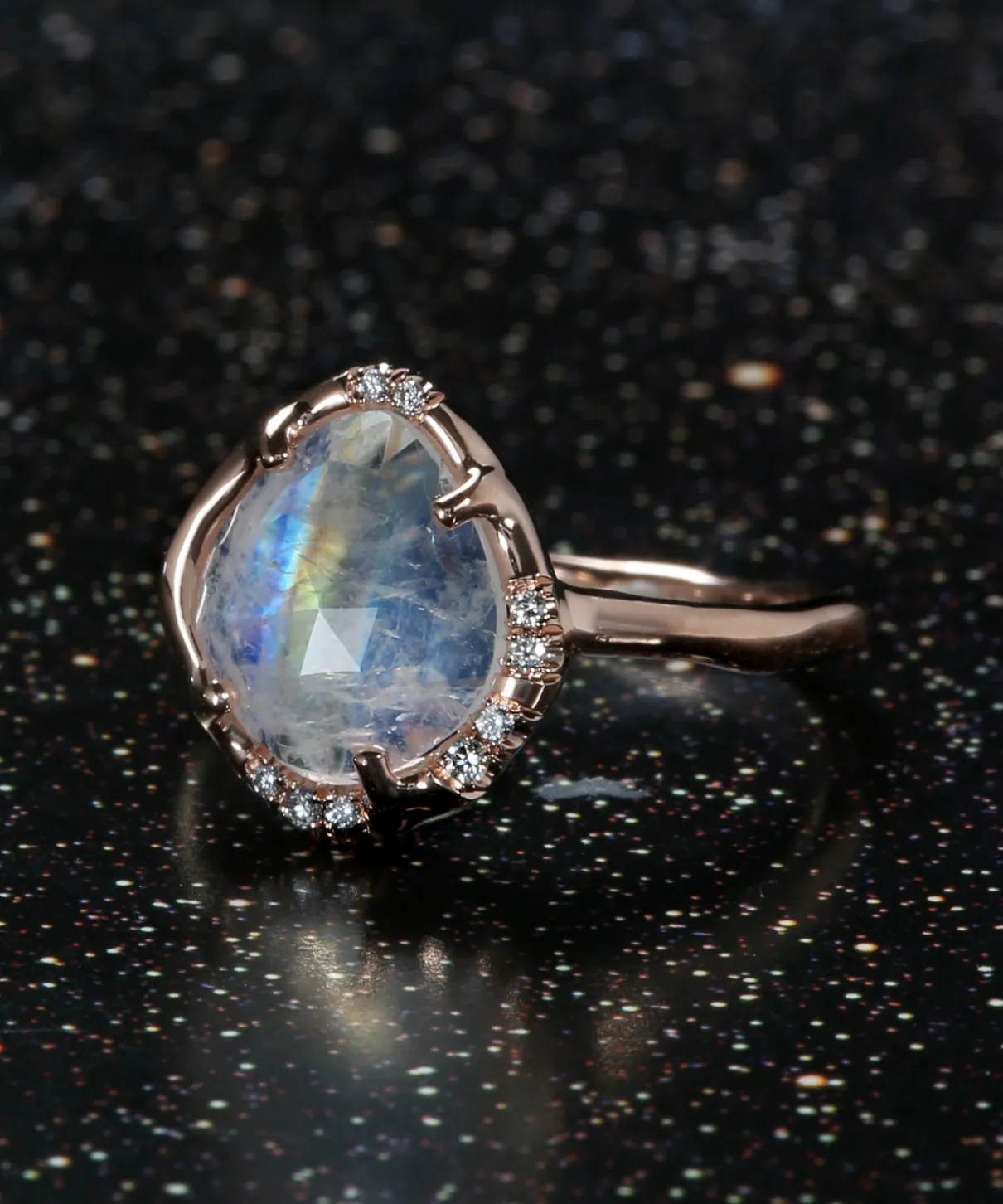 Aphenos Moonstone Ring