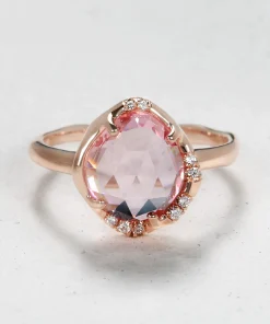 Aphenos Peachy Pink Sapphire Ring