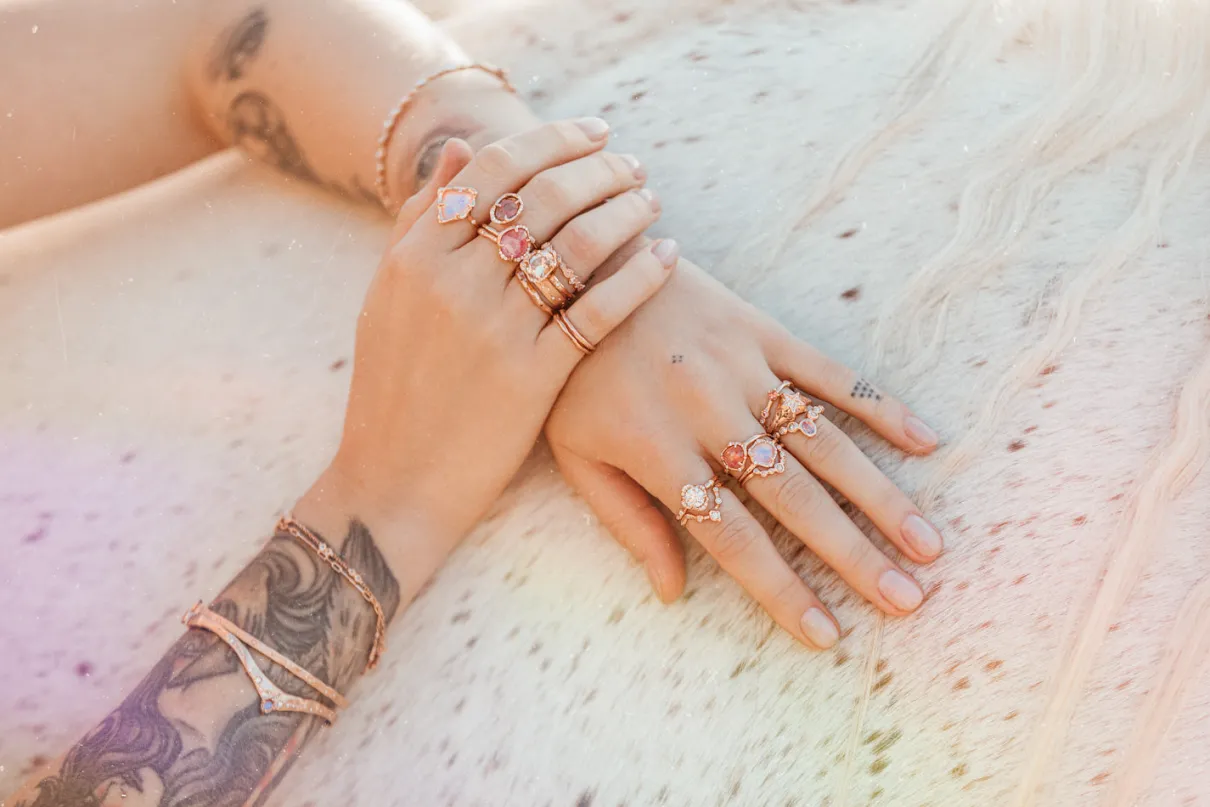Aphenos Pink Ombre Ring
