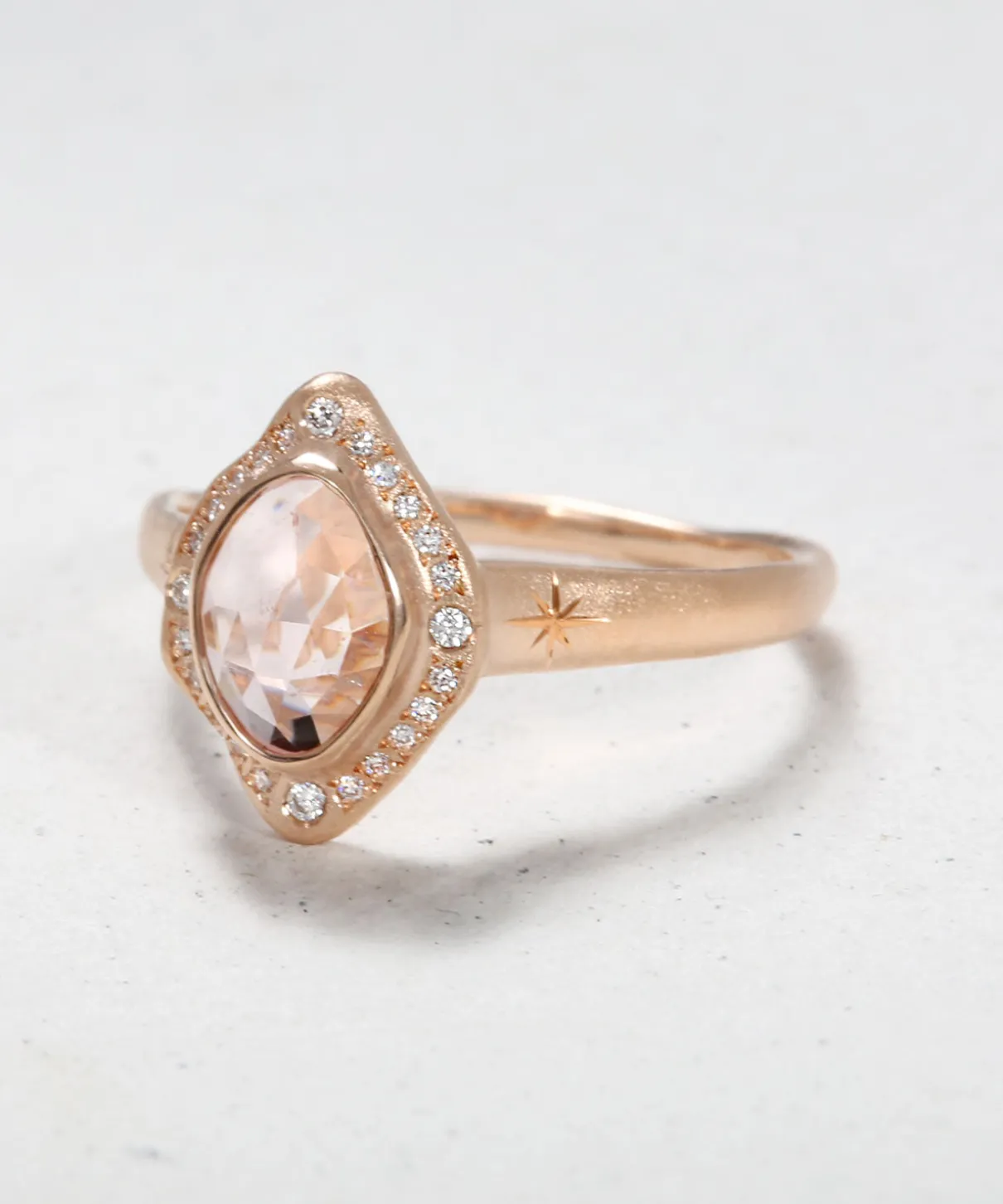 Isadora the Amor Ring