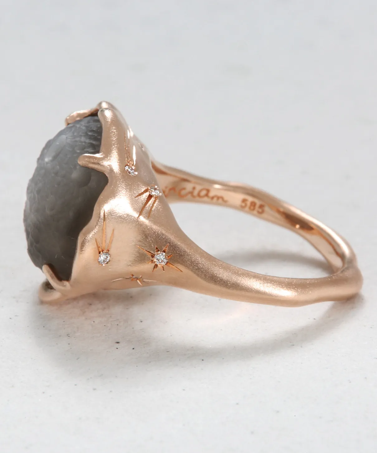 La Fleur del Lune Ring