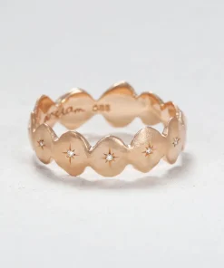 Scalloped Star Band