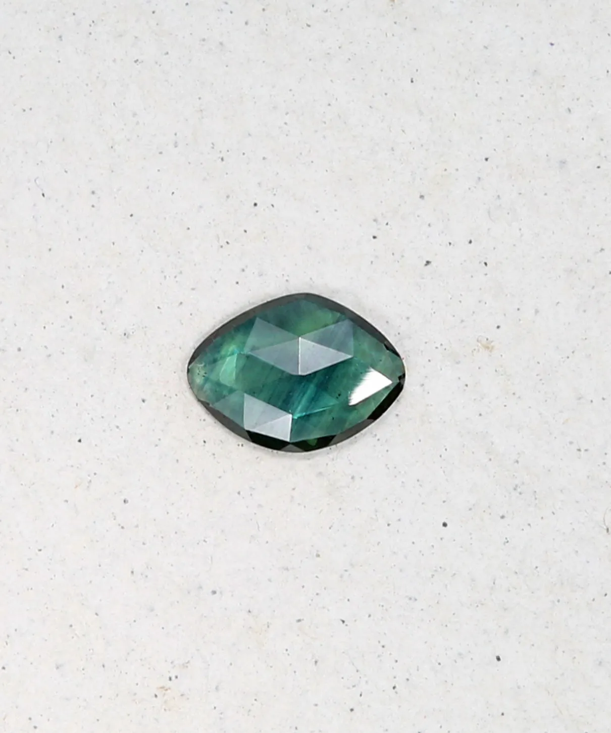 Seeing Eye Sapphire Ring Stone 4