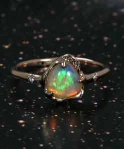 Star Poem Fluorescent Flash Opal Ring