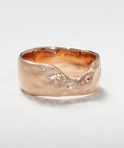Trailing Diamond Stacking Band